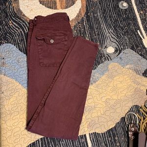 American Eagle burgundy jeggings